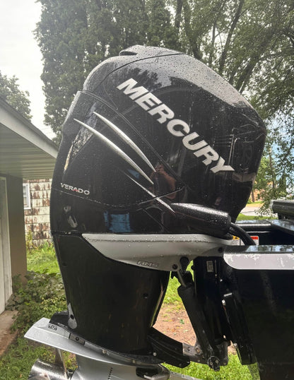 2022 Regency Tracker Tritoon